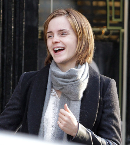 Emma Watson, sin maquillaje y con el pelo bastante más largo