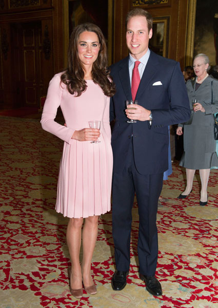 Kate Middleton escogió un vestido rosa para el Jubileo de la Reina de Inglaterra 