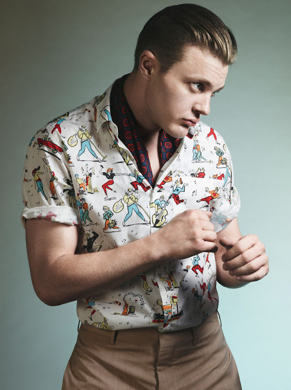 Michael Pitt ficha para Prada