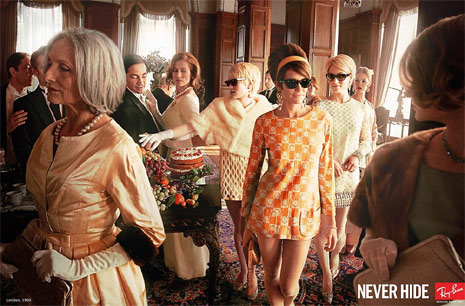 Ray-Banrepasa la historia reciente con su última campaña publicitaria 