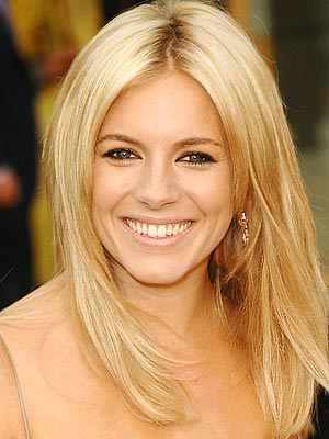 Sienna Miller usaba ketchup en el cabello