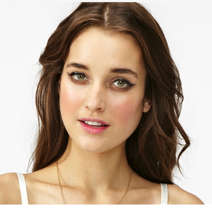 Nos encanta el maquillaje de las modelos de Nasty Gal