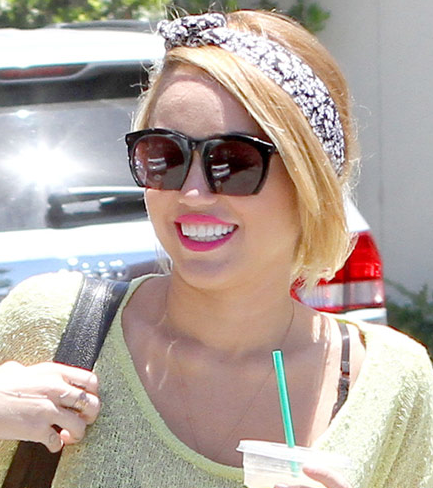 ¿Son imaginaciones nuestras o Miley Cyrus tiene el pelo más rubio?