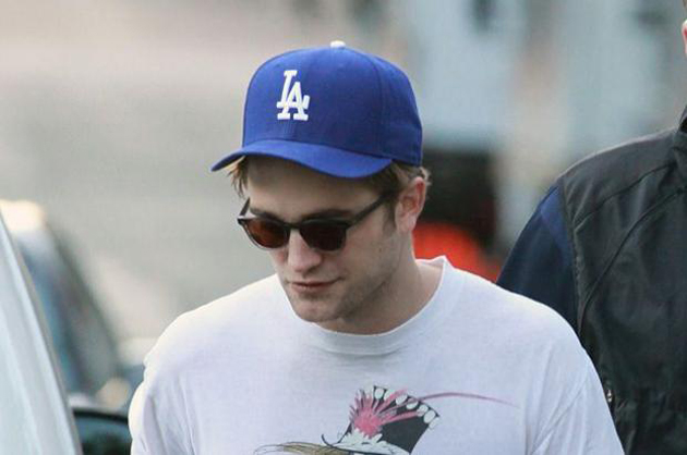 La gorra de la discordia: Kristen Stewart llevaba una de Robert Pattinson cuando lo engañó