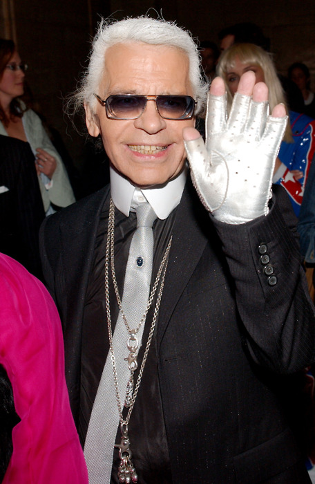 El Tumblr del momento: Karl Lagerfeld sonriendo