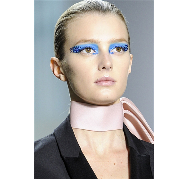 Ojos azules y cristales vistos en Christian Dior Primavera 2013 