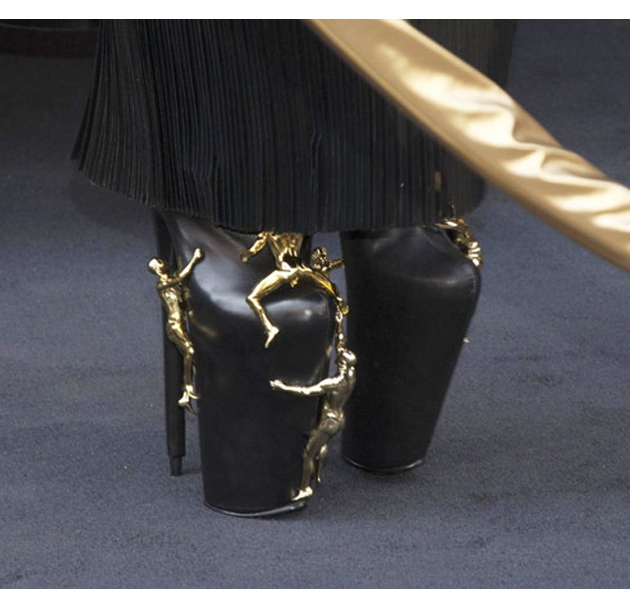 ¡Descubiertos! Otros zapatos de Lady Gaga inspirados en Fame 