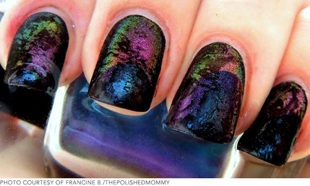 No creerás estas manicuras hechas con pigmento de pintura para coches