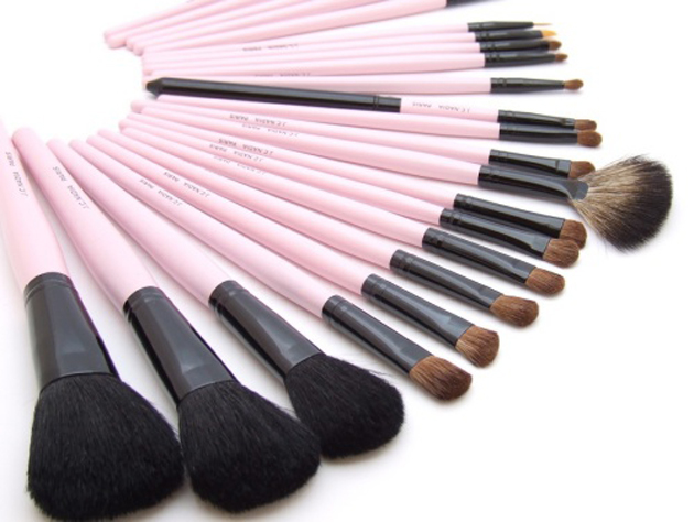 ¿Cada cuánto hay que lavar las brochas?