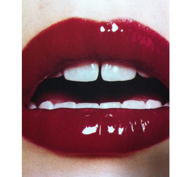¿Cómo pintar los labios de rojo y que estos queden perfectos?