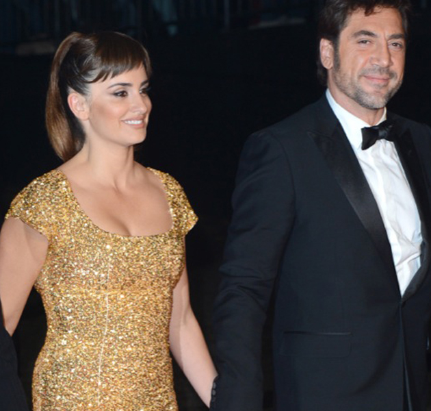 Penélope Cruz, una burbuja de champán, en el estreno de Skyfall