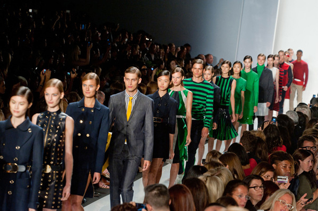 El color del 2013, el esmeralda, presente en la moda 