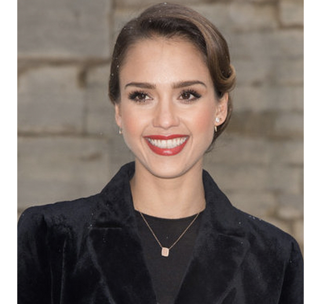 Los labios rojos, los preferidos de las celebrities en la Semana de la moda de la alta costura 