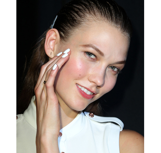 Uñas blancas en el 2013 ¿sí o no? y cómo llevarlas 