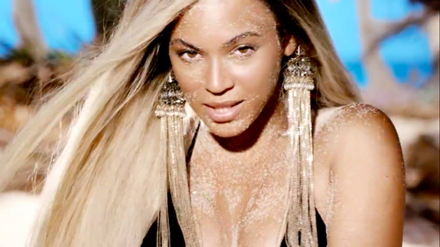 Beyoncé en su vídeo para H&M 