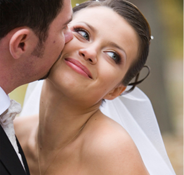 ¿Te casas? ¡Tenemos las mejores máscaras de pestañas waterproof para el día de tu boda! 