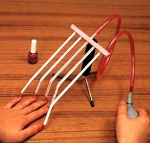 El secador de uñas más raro de la historia 