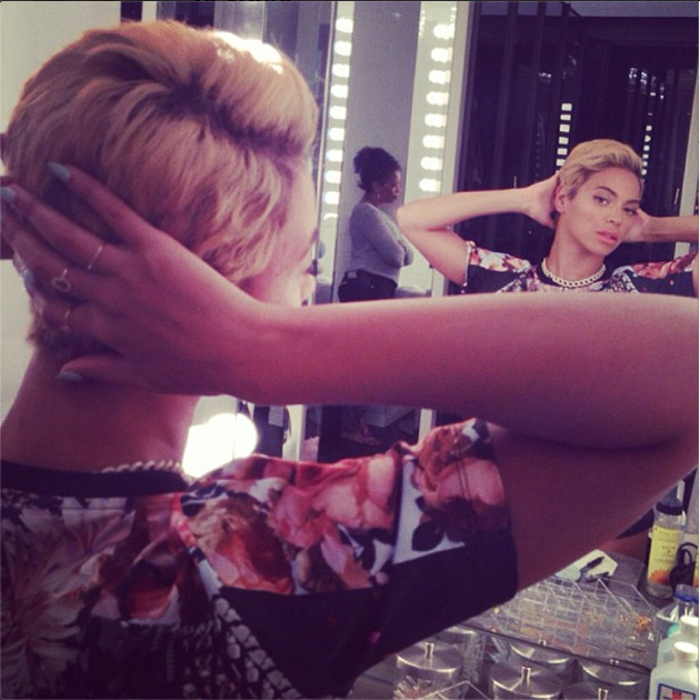 Beyoncé se corta el pelo 