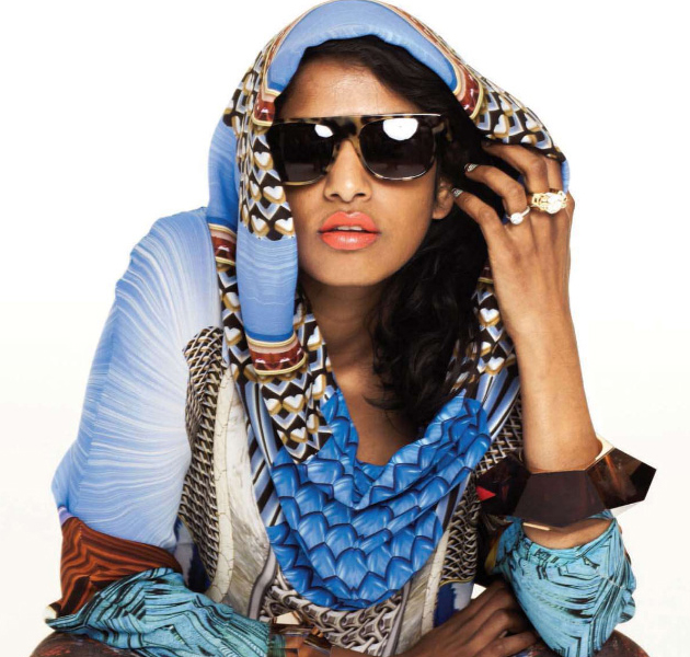 MIA colabora con Versace en una colección 