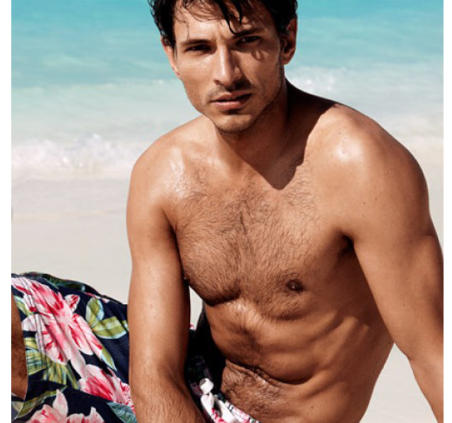Andrés Velencoso, actor modelo en B&b 