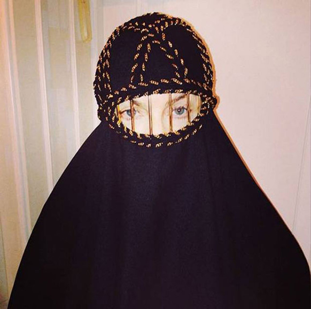 Madonna niqab