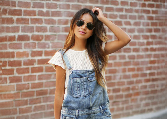 ¿Cómo llevar los petos vaqueros?