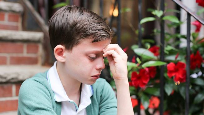 Un niño gay llorando se hace viral pero... ¿qué le pasa?