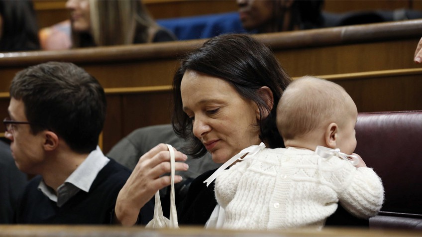bescansa bebe en el congreso