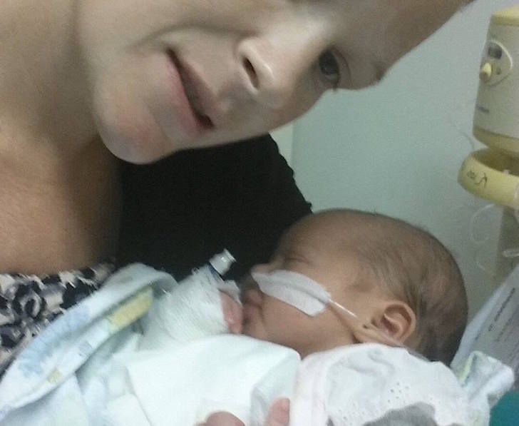 muere bebe por un beso