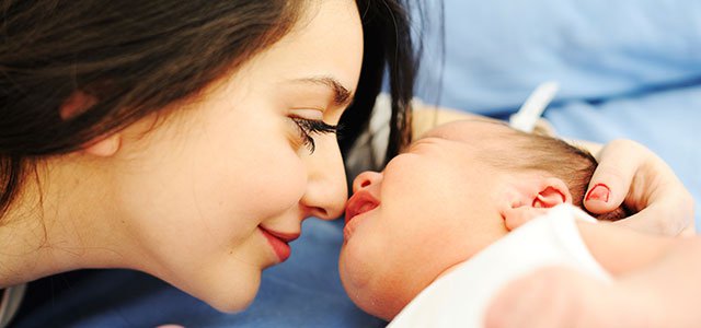 Ya puedes pagarle a un experto para que ponga el mejor nombre a tu hijo