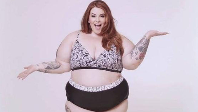 Facebook censura la foto de una modelo XL por tener un cuerpo 'indeseable'