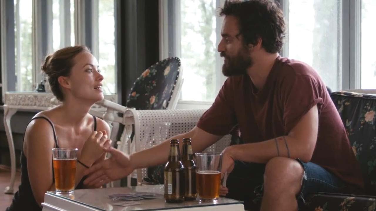 parejas que beben juntas