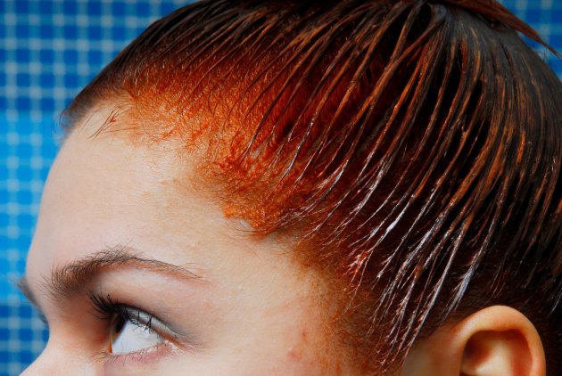 ¿Cómo hacer el tinte de pelo casero más permanente?