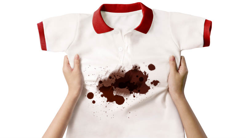 como quitar las manchas de la ropa