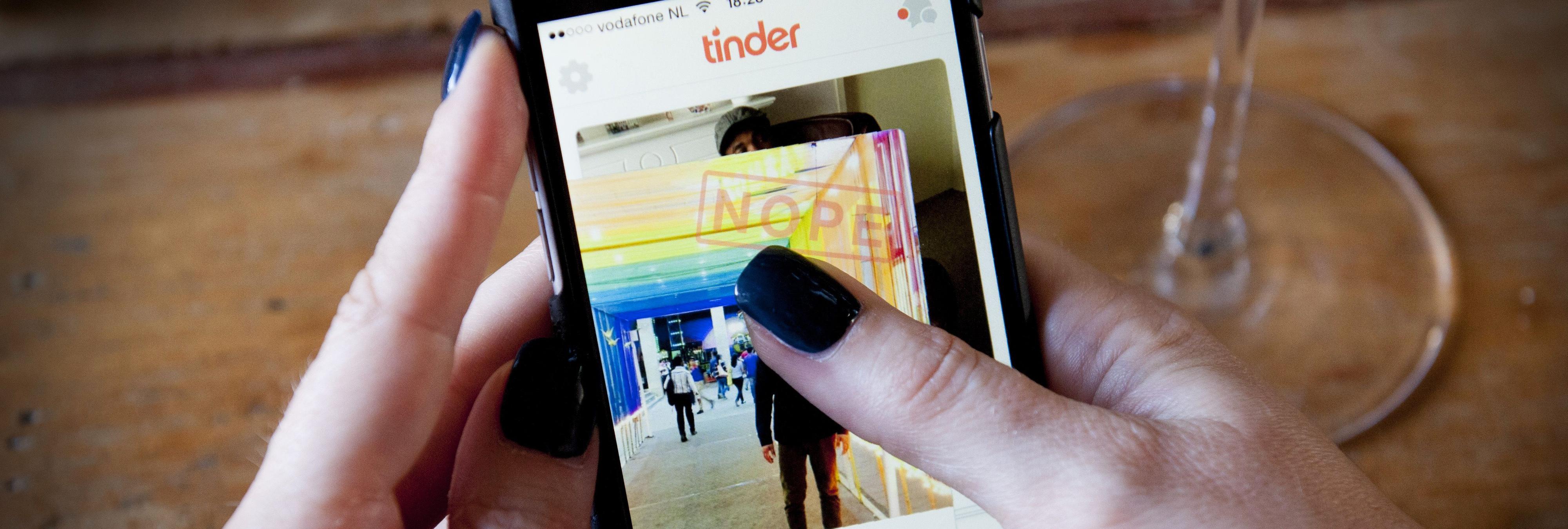 errores hombres tinder