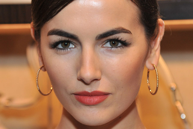 aceite de almendras para las cejas