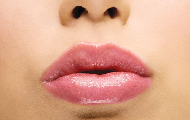 como pintar los labios