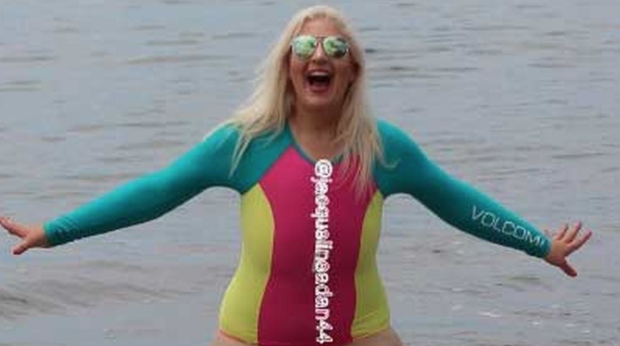 bañador tras perder 158 kilos