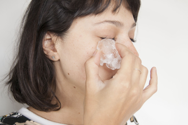 hielo para el rostro 