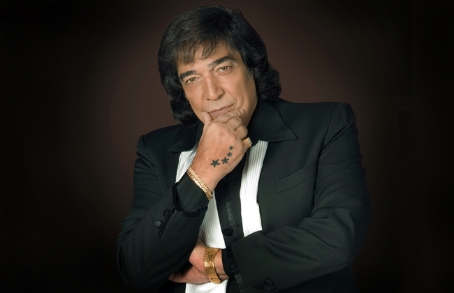 Cacho Castaña: “Si la violación es inevitable, relájate y goza”