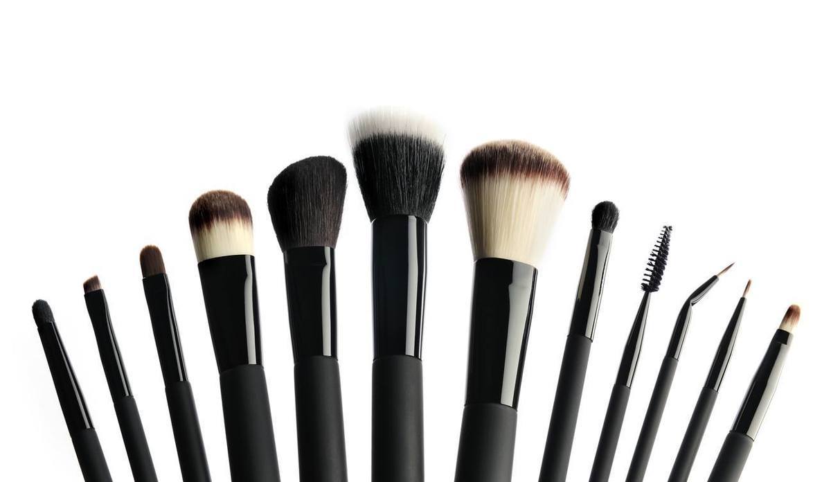 brochas maquillaje ojos