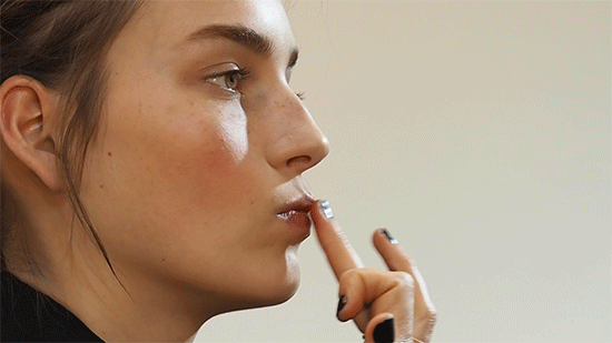 famosas con labios finos famosas con labios finos