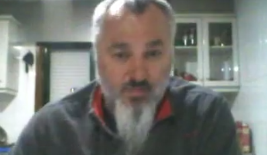 profesor defiende la manada