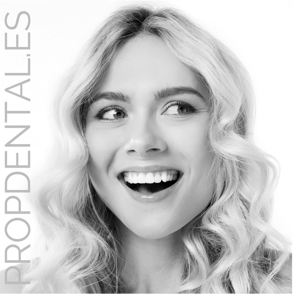 Cómo recuperar la sonrisa en un sólo día con un implante dental