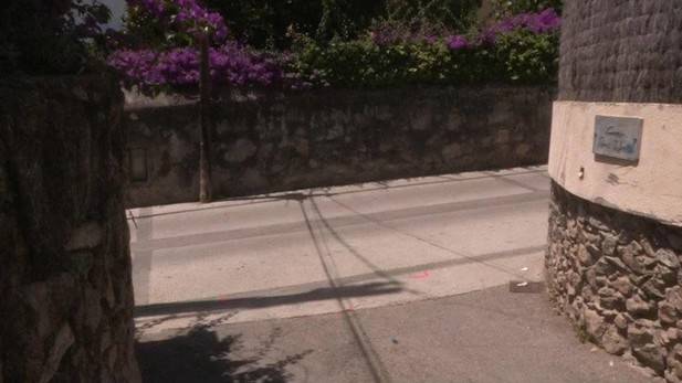 Un coche desenfrenado mata a un bebé de ocho meses.