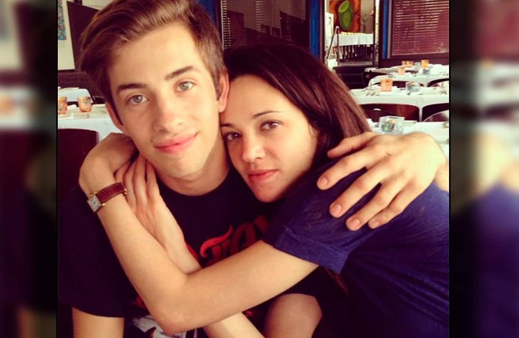 Asia Argento, líder del movimiento #MeToo, acusada de abusar de un menor