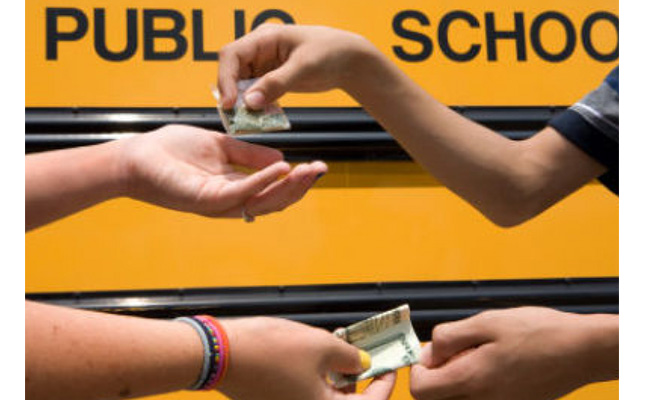 Qué hacer si tu hijo o hija toma drogas