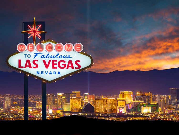 MONJAS ROBAN medio millón de dólares para jugar en casinos de LAS VEGAS