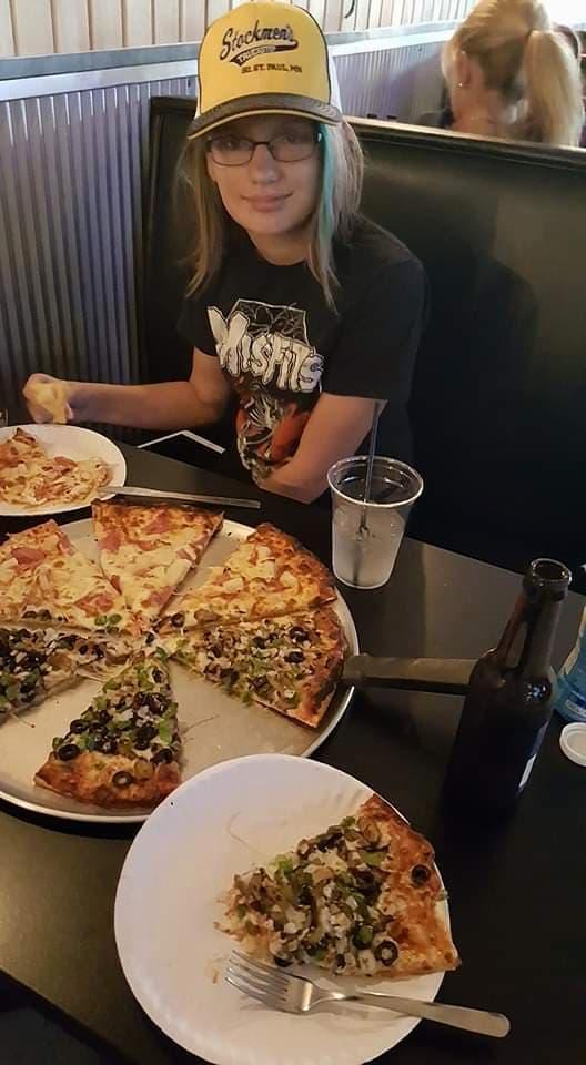 Se suicidan 2 niñas de 11 años tras decir que son lesbianas