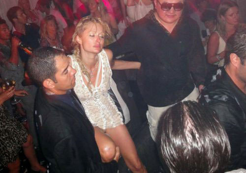 Blog de la Tele: (Fotos) Paris Hilton borracha y tal vez 